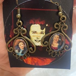 2/15$ Handmade earrings